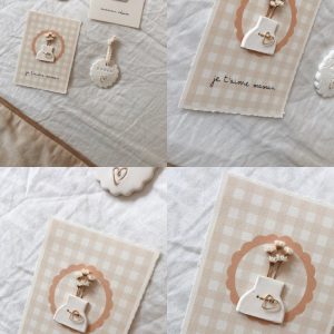 Petite carte fleurie "je t'aime maman"
