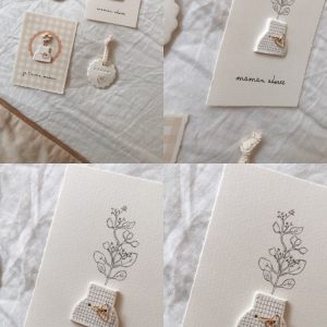Petite carte fleurie "maman adoree"
